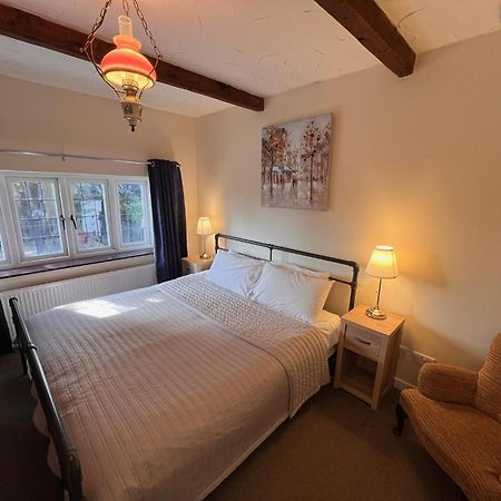Hunston Mill Self Catering Dog Stay For Free Чичестър Екстериор снимка