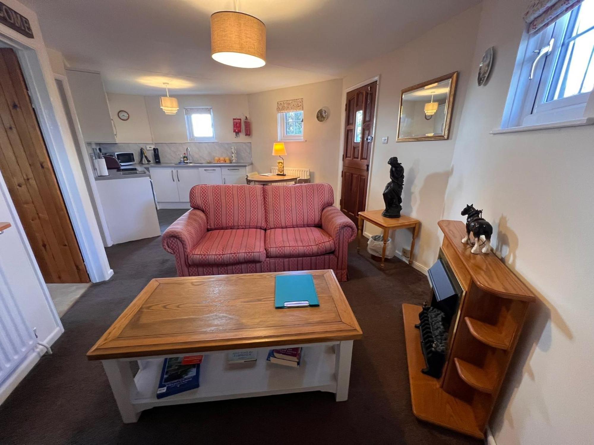 Hunston Mill Self Catering Dog Stay For Free Чичестър Екстериор снимка
